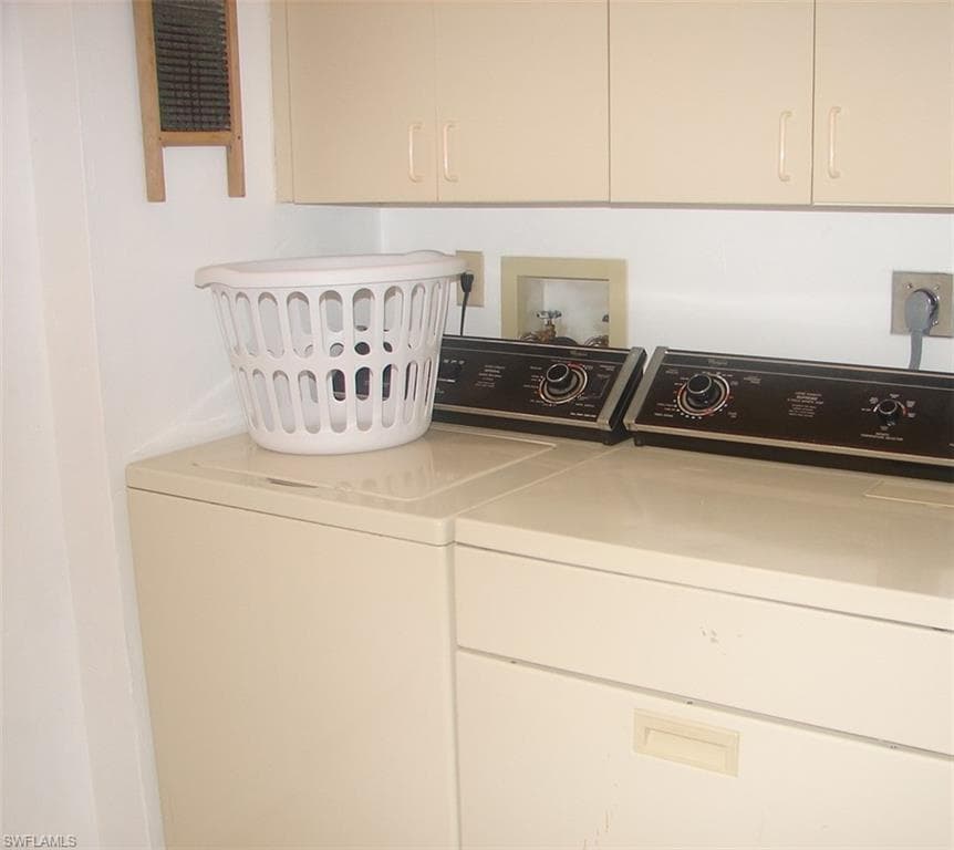 4210 Looking Glass Ln 4210, Naples, FL 34112-10