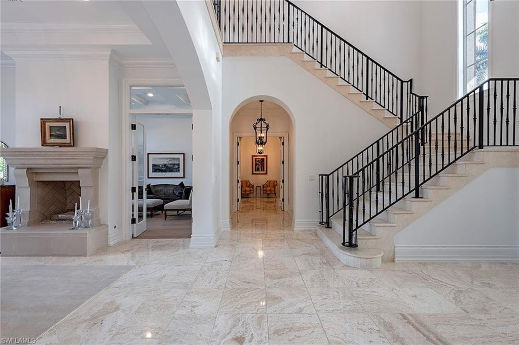 333 Sedgwick Ct, Naples, FL 34108-4
