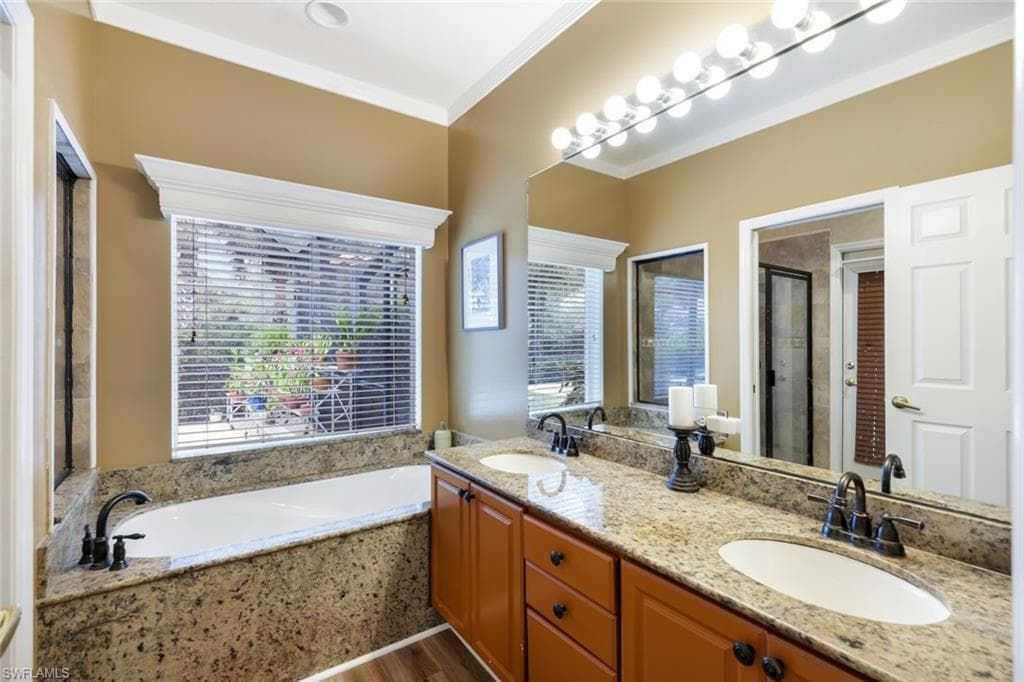 12915 Brynwood Preserve Ln, Naples, FL 34105-17