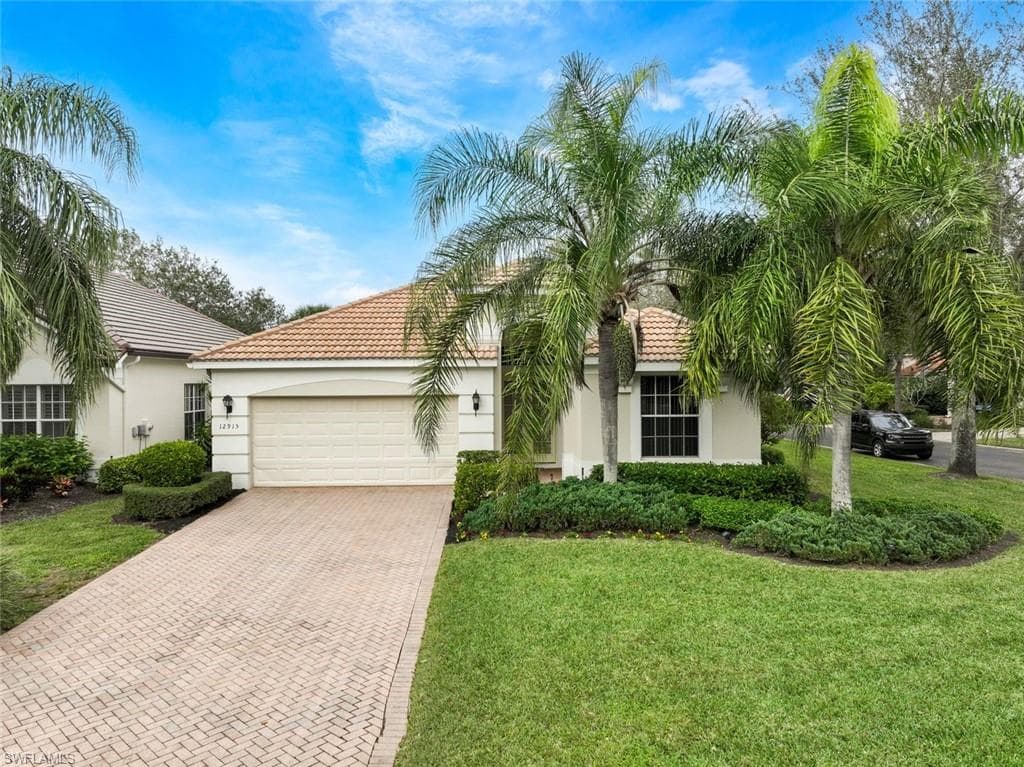 12915 Brynwood Preserve Ln, Naples, FL 34105-2