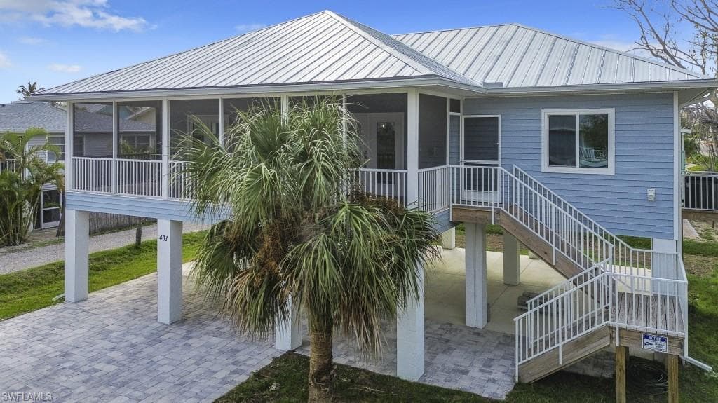 431 Lazy Way, Fort Myers Beach, FL 33931-1