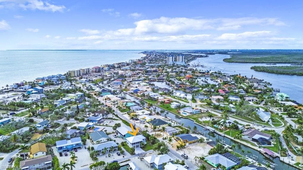 431 Lazy Way, Fort Myers Beach, FL 33931-5