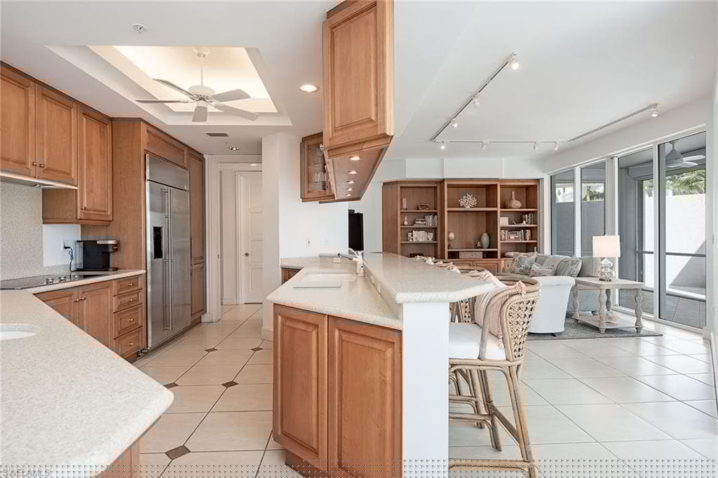 4151 Gulf Shore Blvd N 201, Naples, FL 34103-9