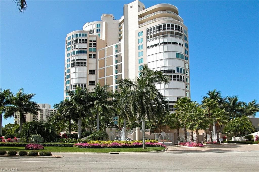 4151 Gulf Shore Blvd N 201, Naples, FL 34103-19