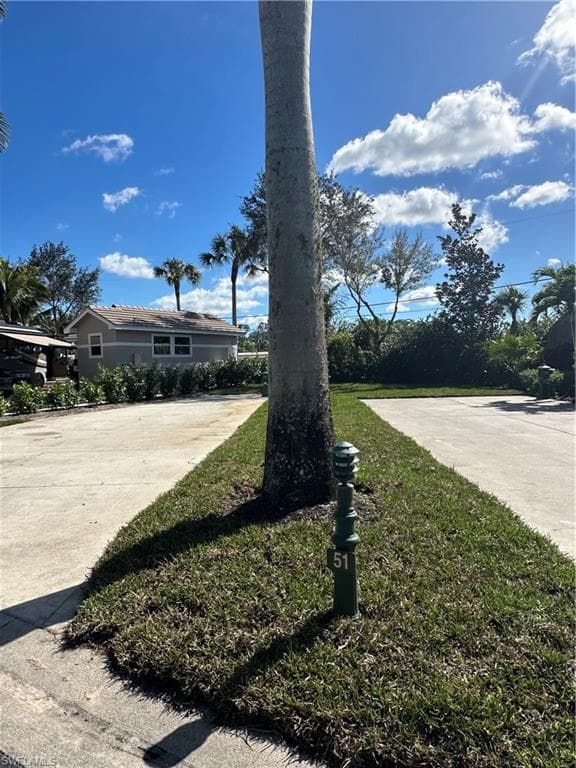 13507 Snook Cir, Naples, FL 34114-9