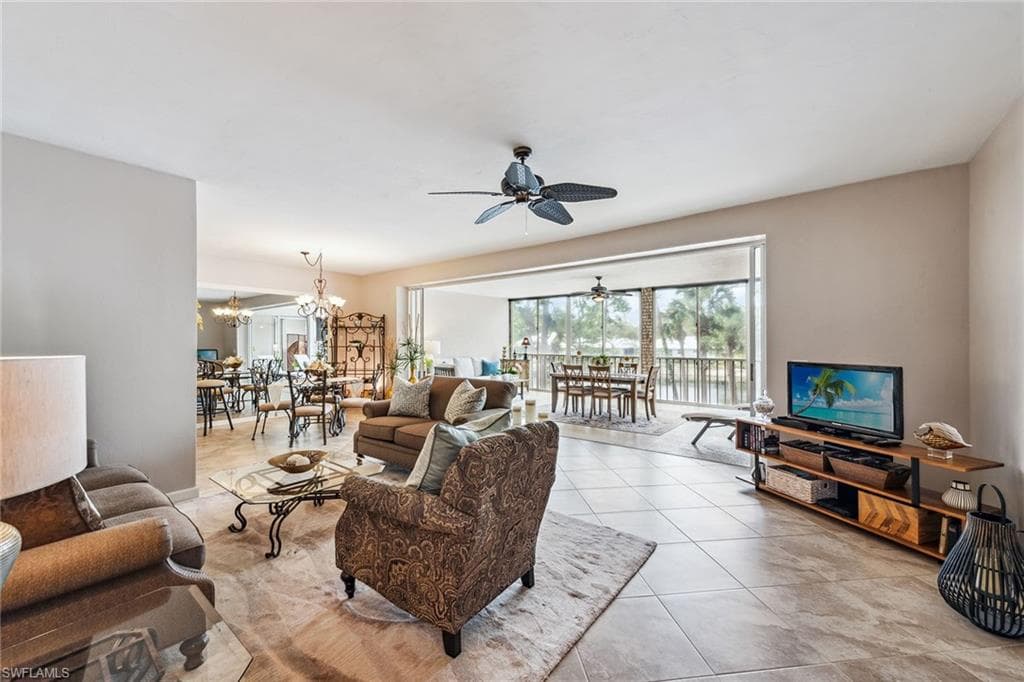 770 Waterford Dr 202, Naples, FL 34113-11