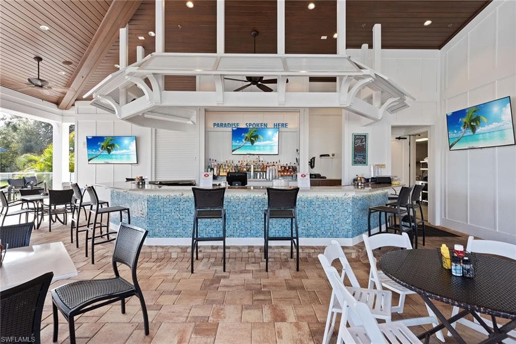 770 Waterford Dr 202, Naples, FL 34113-37