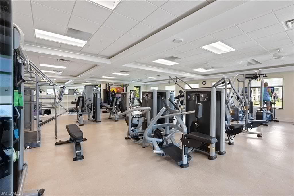 770 Waterford Dr 202, Naples, FL 34113-40