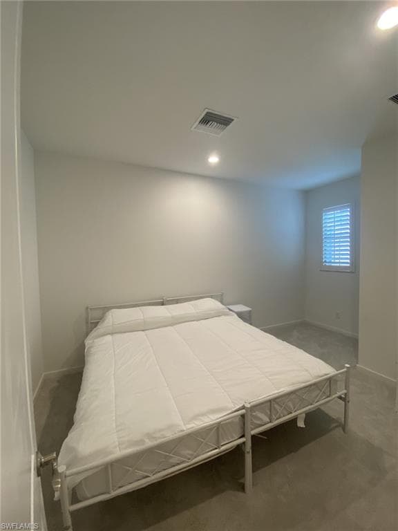 12997 Pembroke Dr, Naples, FL 34105-8