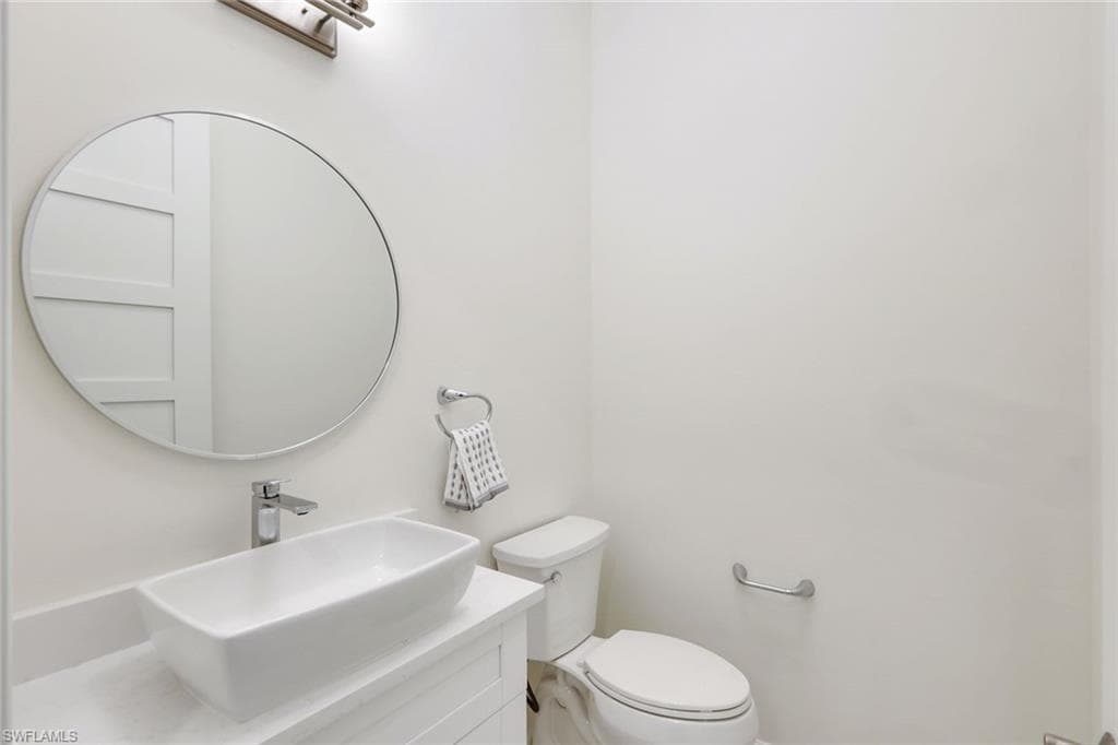 5093 Tortola Ct, Naples, FL 34113-23