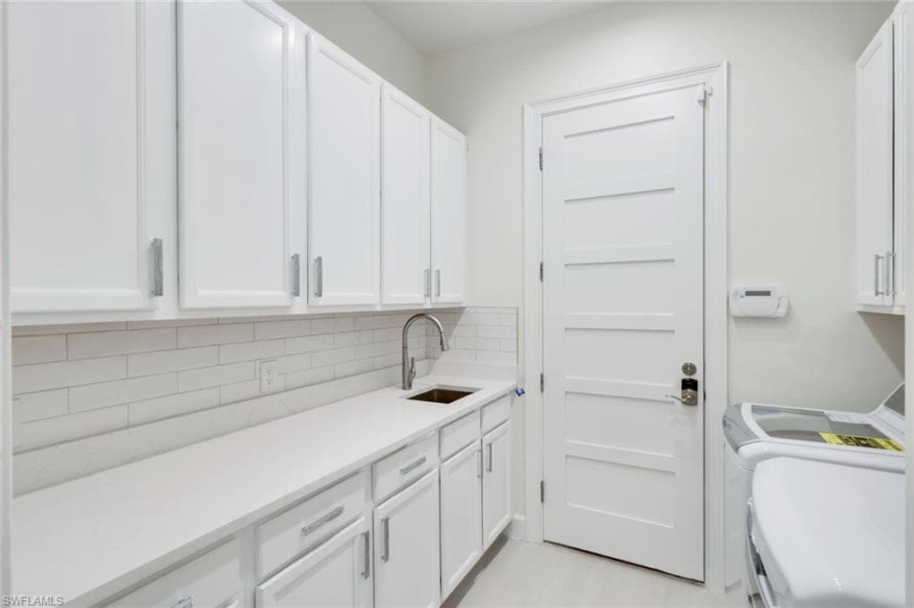 5093 Tortola Ct, Naples, FL 34113-25