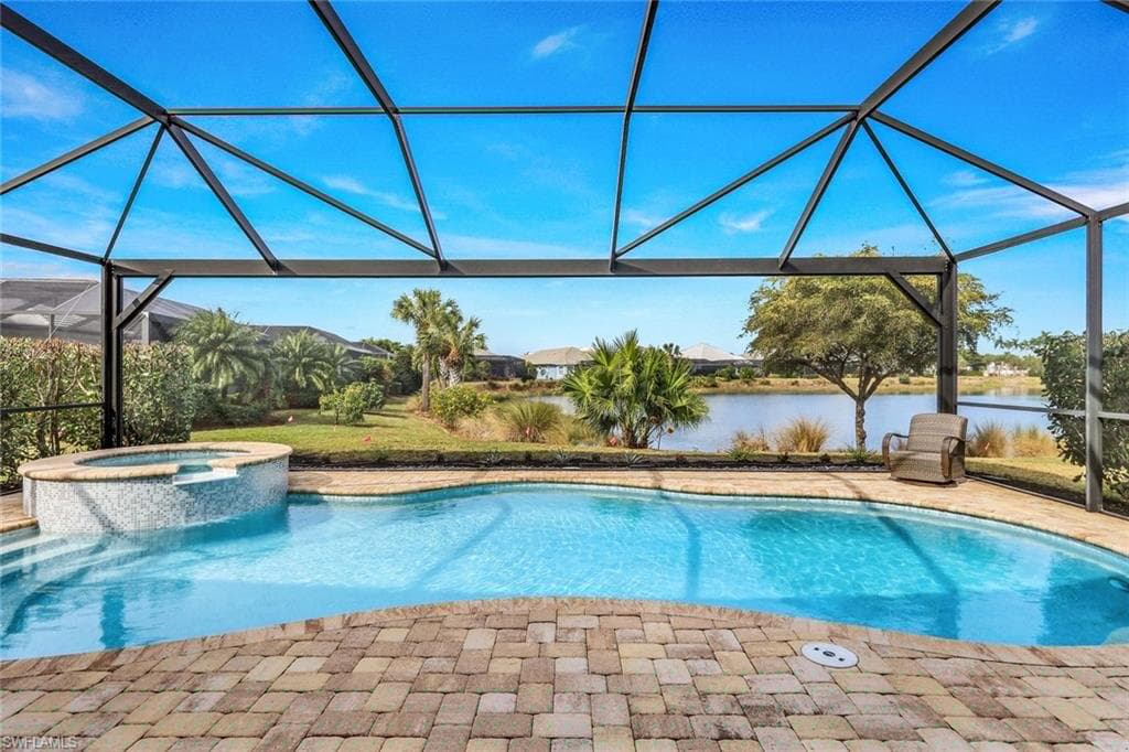 5093 Tortola Ct, Naples, FL 34113-35