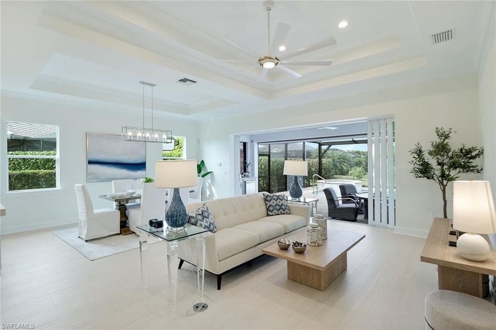 5093 Tortola Ct, Naples, FL 34113-5