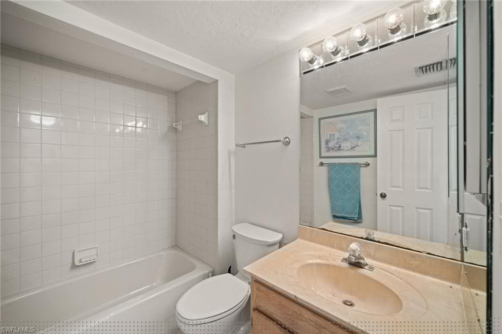 26920 Wedgewood Dr 206, Bonita Springs, FL 34134-15
