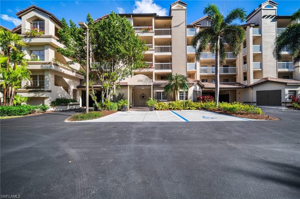 26920 Wedgewood Dr 206, Bonita Springs, FL 34134-23