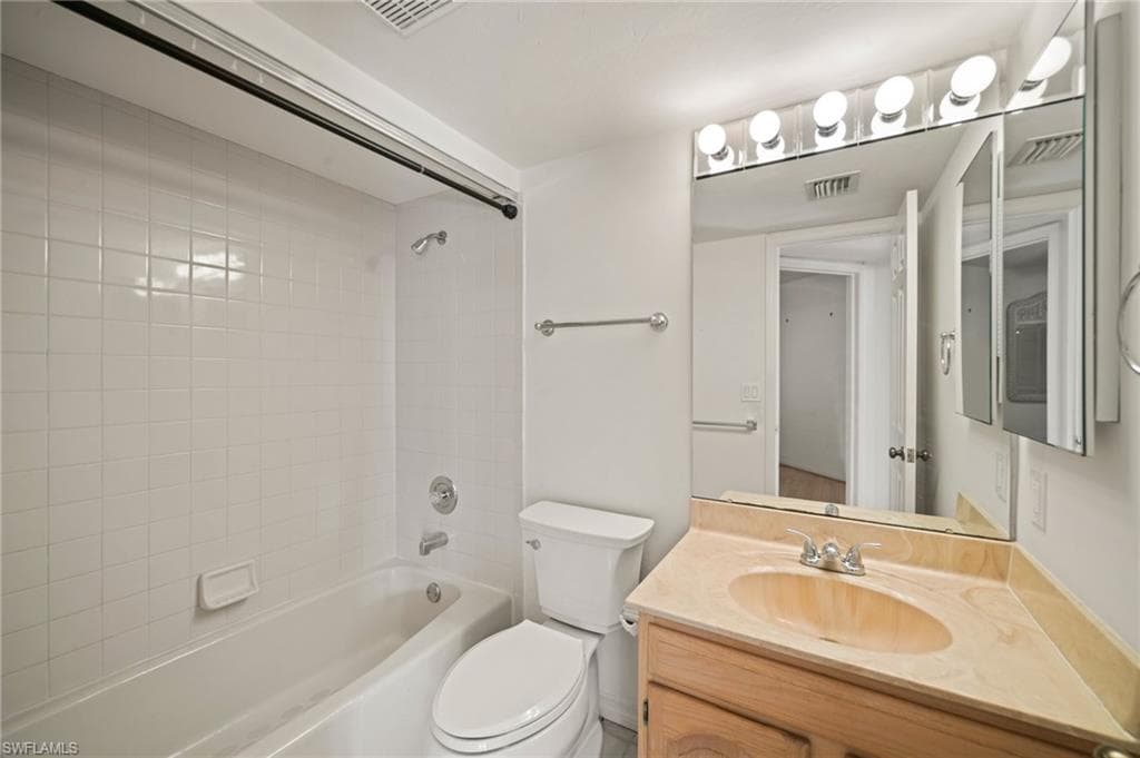 26920 Wedgewood Dr 206, Bonita Springs, FL 34134-36