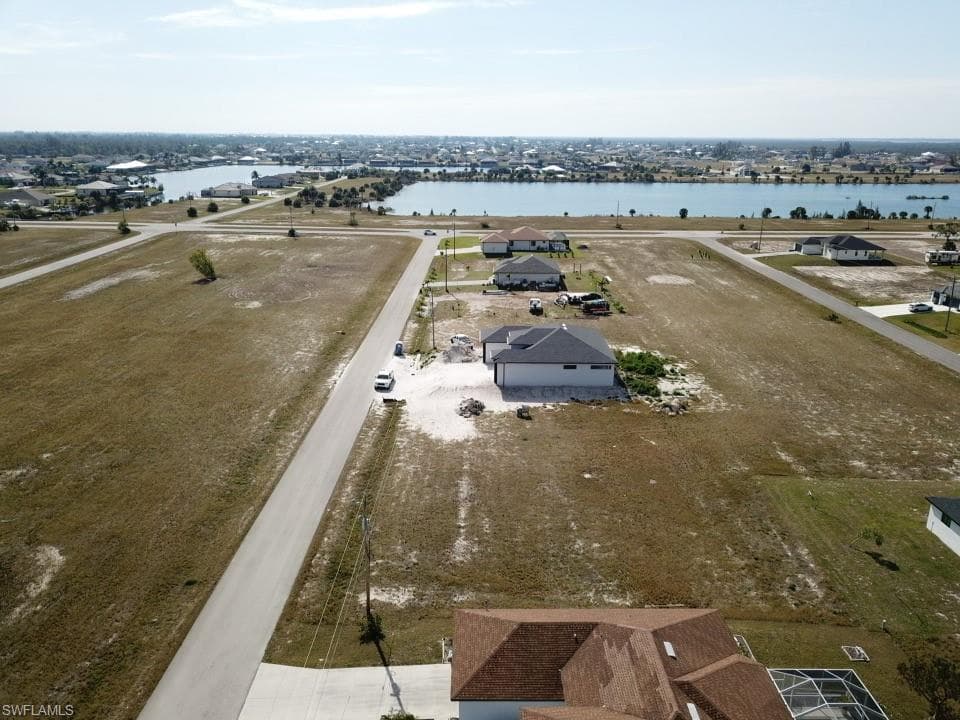 3816 43rd Pl, Cape Coral, FL 33993-3