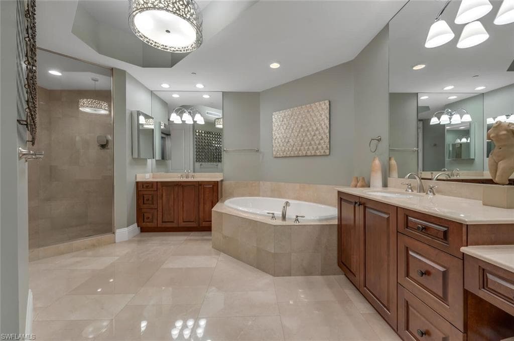 4851 Bonita Bay Blvd 401, Bonita Springs, FL 34134-11