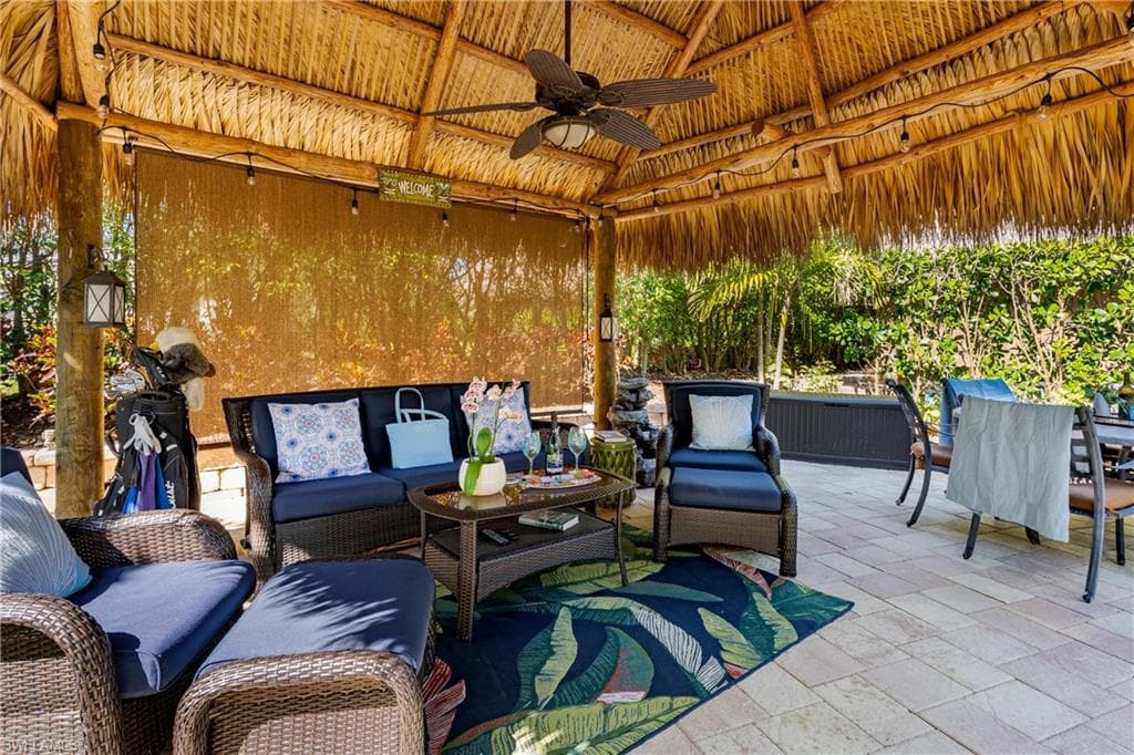 13592 Snook Cir, Naples, FL 34114-9