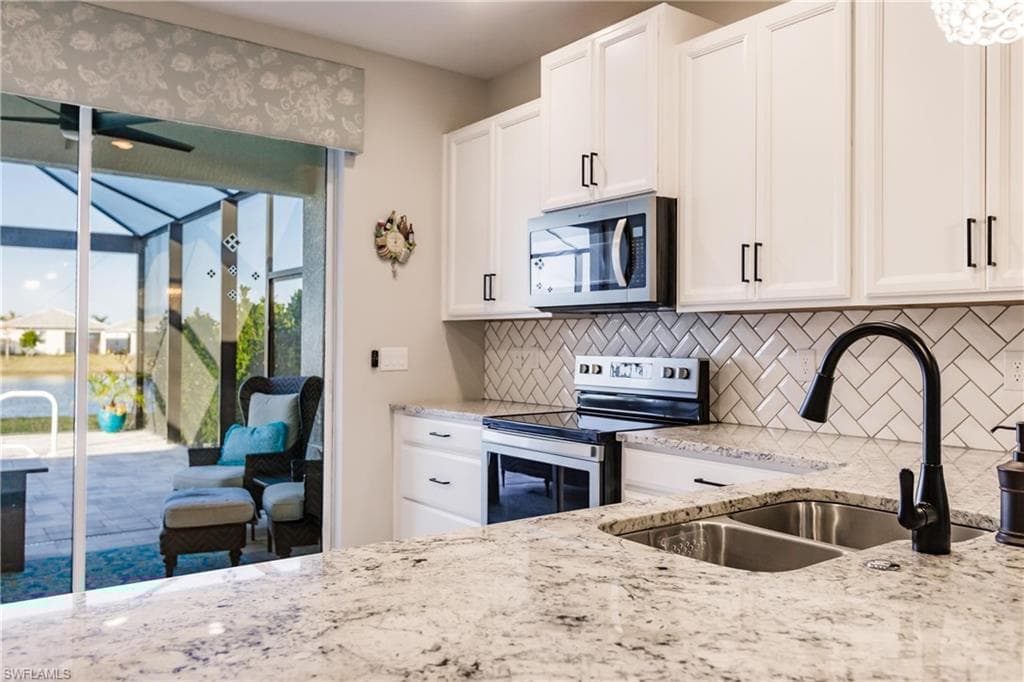 28366 Captiva Shell Loop, Bonita Springs, FL 34135-14