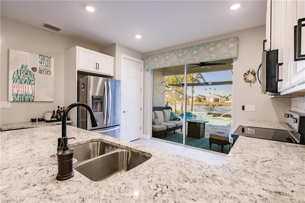 28366 Captiva Shell Loop, Bonita Springs, FL 34135-15