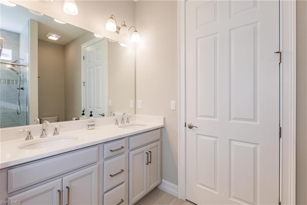 28366 Captiva Shell Loop, Bonita Springs, FL 34135-21