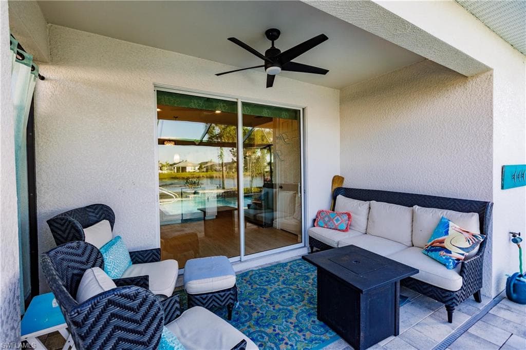 28366 Captiva Shell Loop, Bonita Springs, FL 34135-33