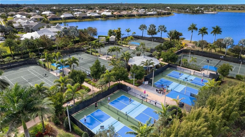 14154 Nautica Ct, Naples, FL 34114-35