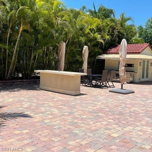 4762 Southern Breeze Dr, Naples, FL 34114-3