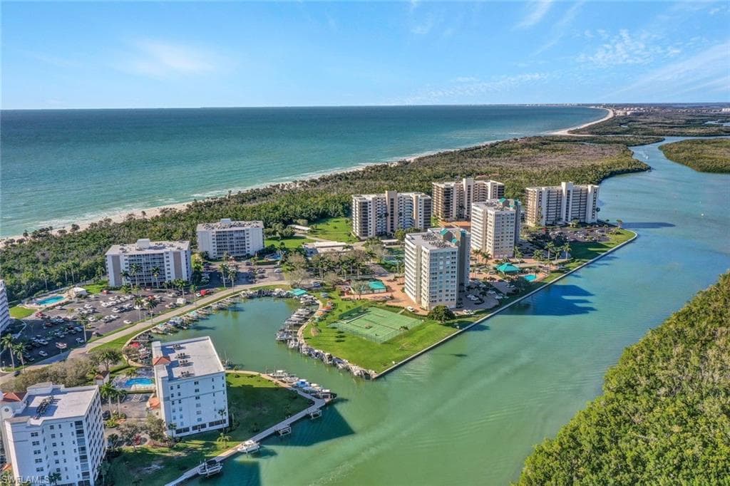 3 Bluebill Ave 707, Naples, FL 34108-2