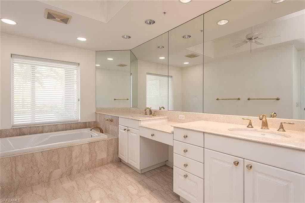 8960 Bay Colony Dr 104, Naples, FL 34108-12