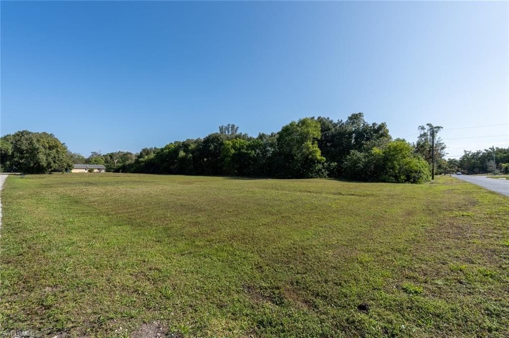 Anthony Ct, Naples, FL 34109-4