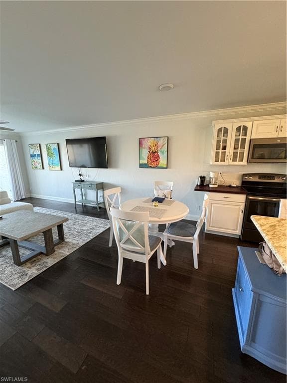 5975 Bloomfield Cir C107, Naples, FL 34112-15