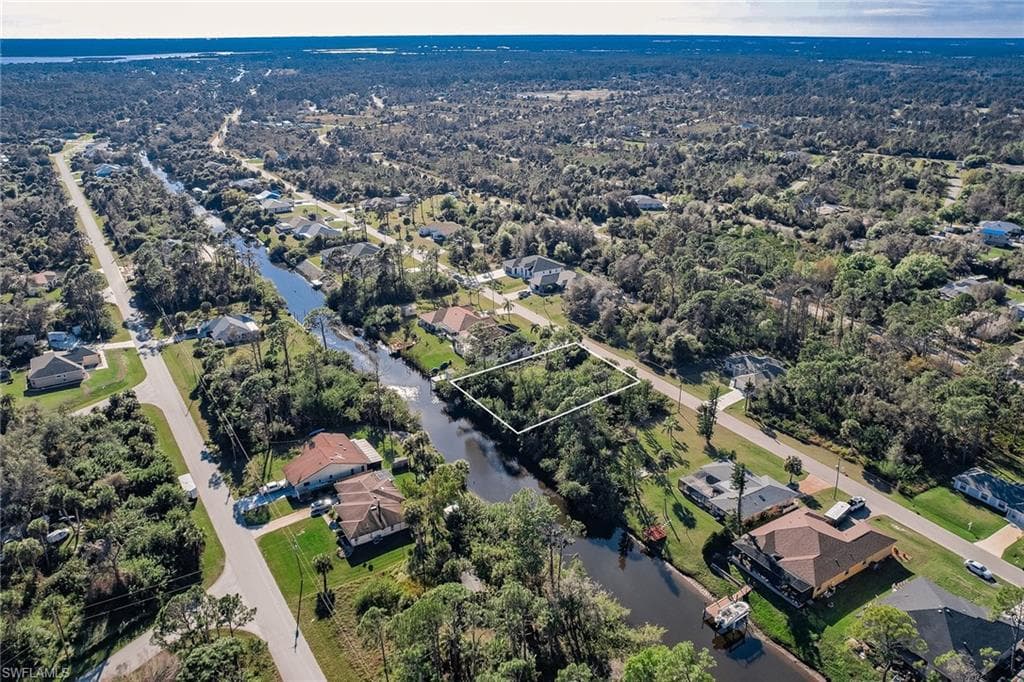 100 Cory St, Port Charlotte, FL 33953-7