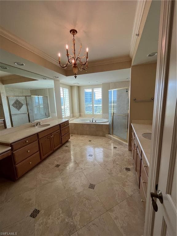 285 Grande Way 701, Naples, FL 34110-11