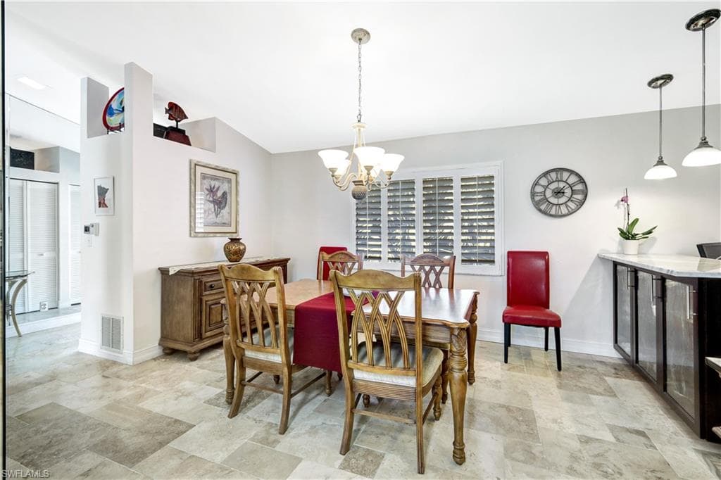 191 Albi Rd 4, Naples, FL 34112-9