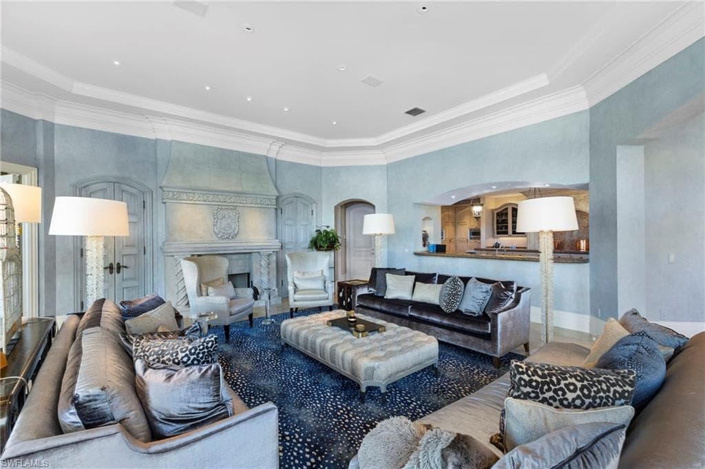 7310 Tilden Ln, Naples, FL 34108-9