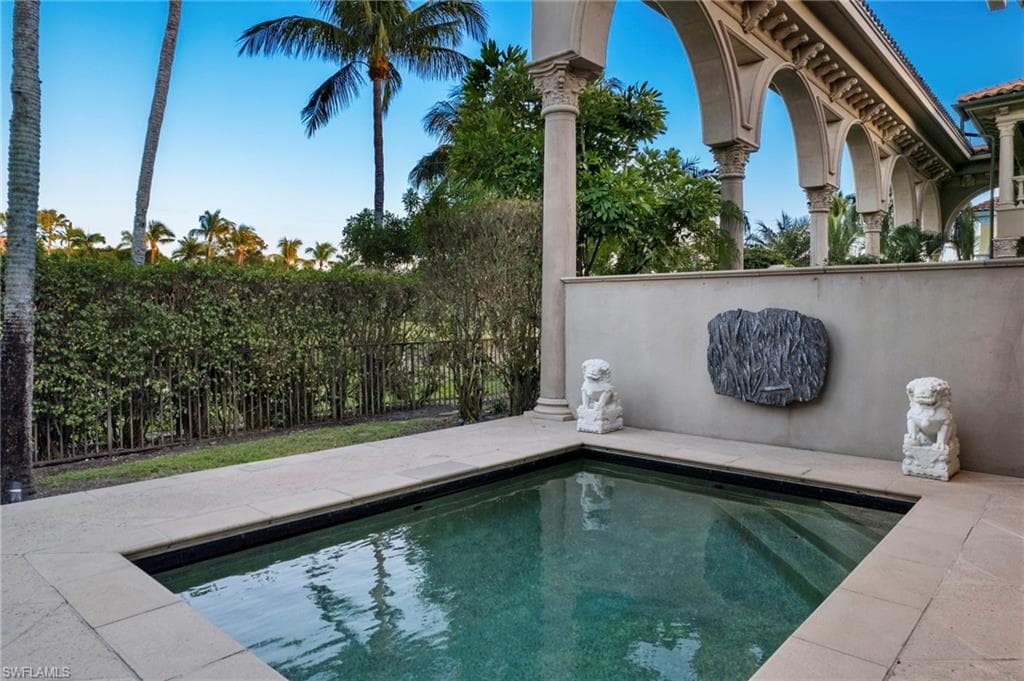 7310 Tilden Ln, Naples, FL 34108-31