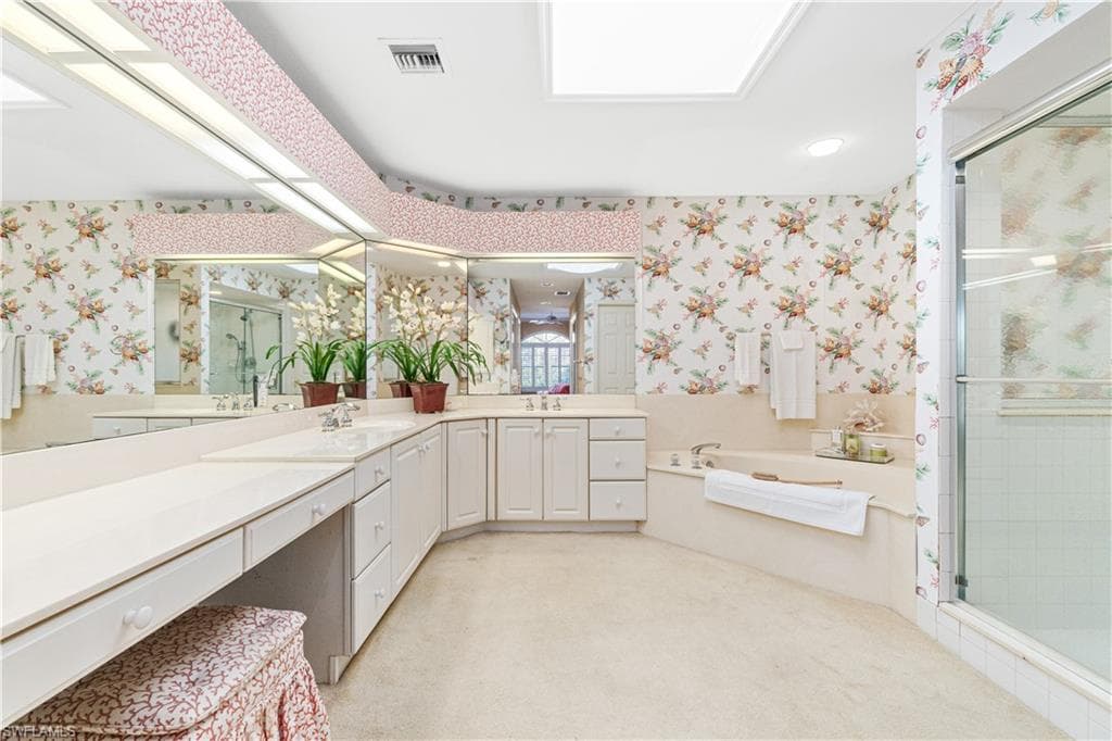 591 Audubon Blvd B-201, Naples, FL 34110-24