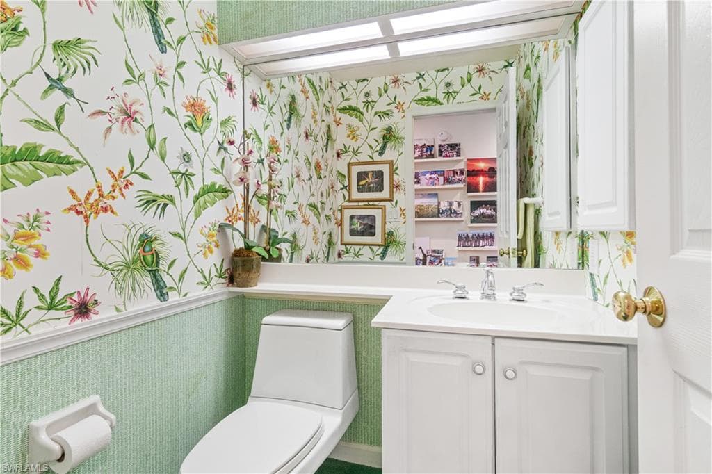 591 Audubon Blvd B-201, Naples, FL 34110-32