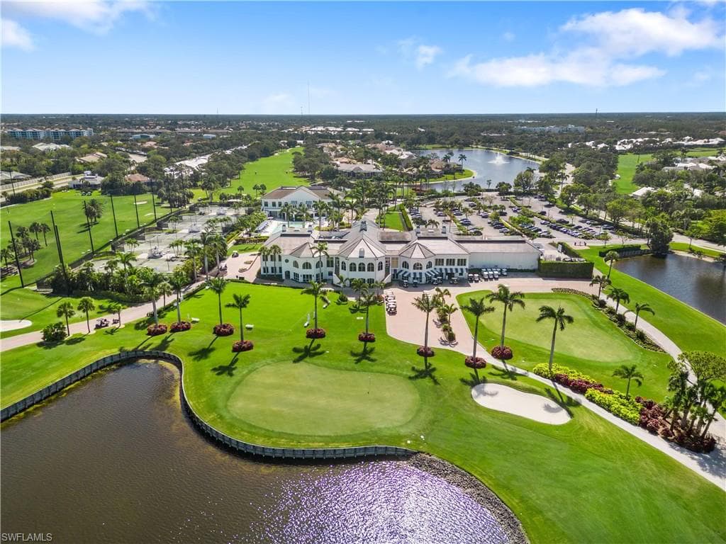 591 Audubon Blvd B-201, Naples, FL 34110-33