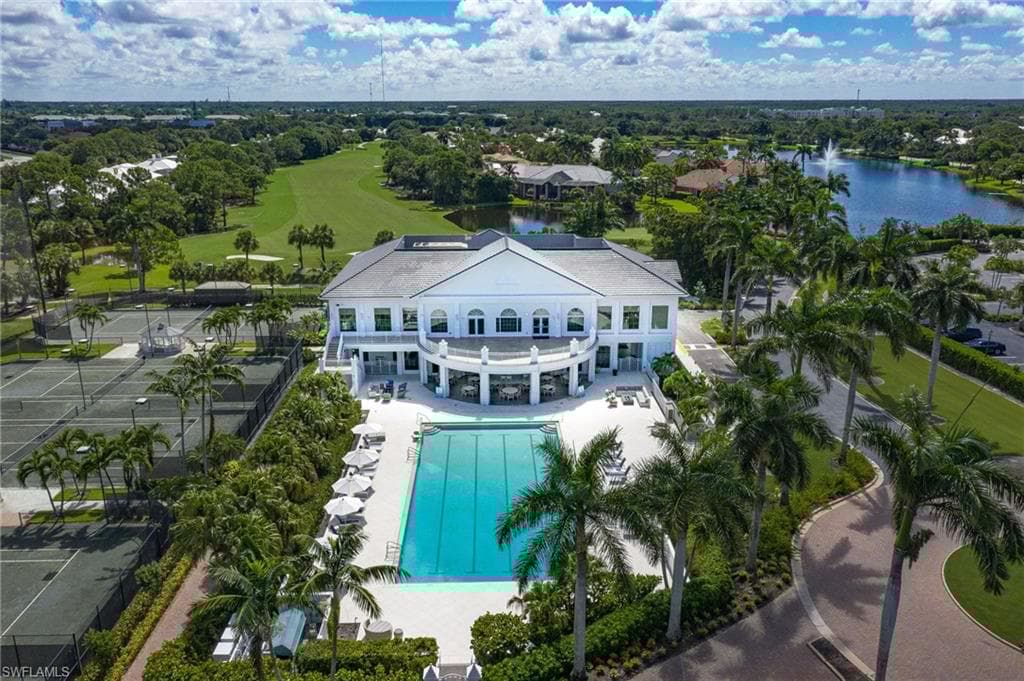 591 Audubon Blvd B-201, Naples, FL 34110-37