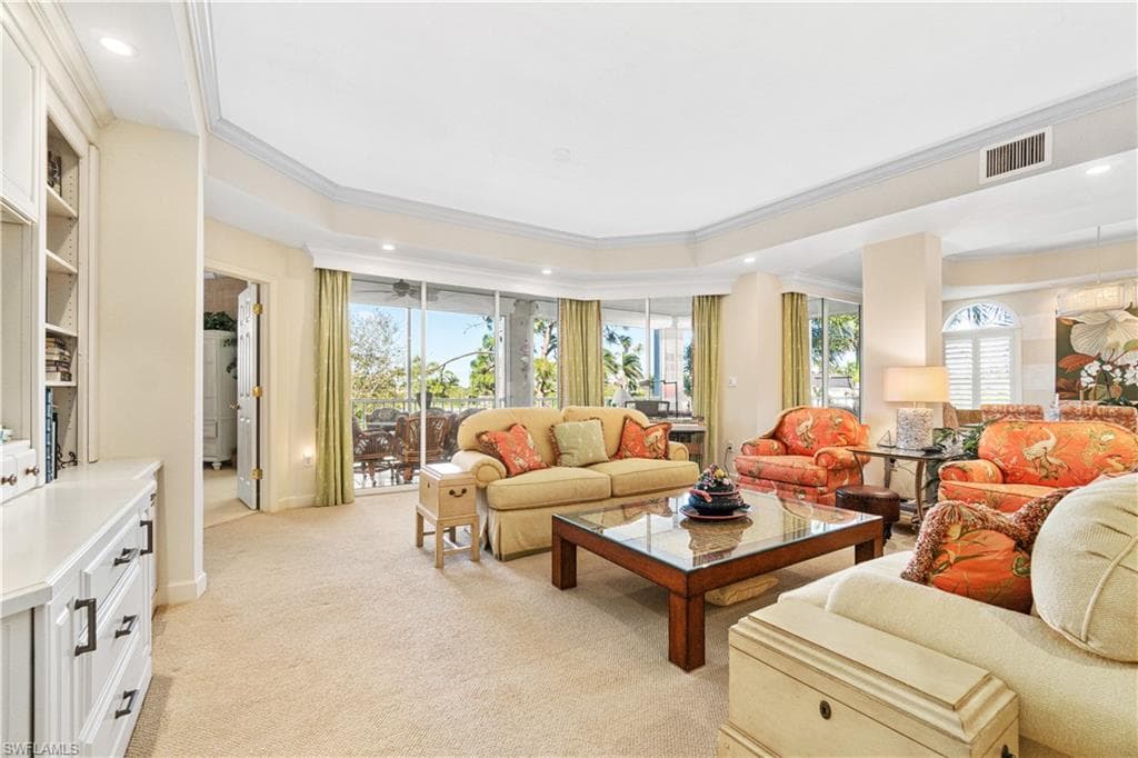 591 Audubon Blvd B-201, Naples, FL 34110-5