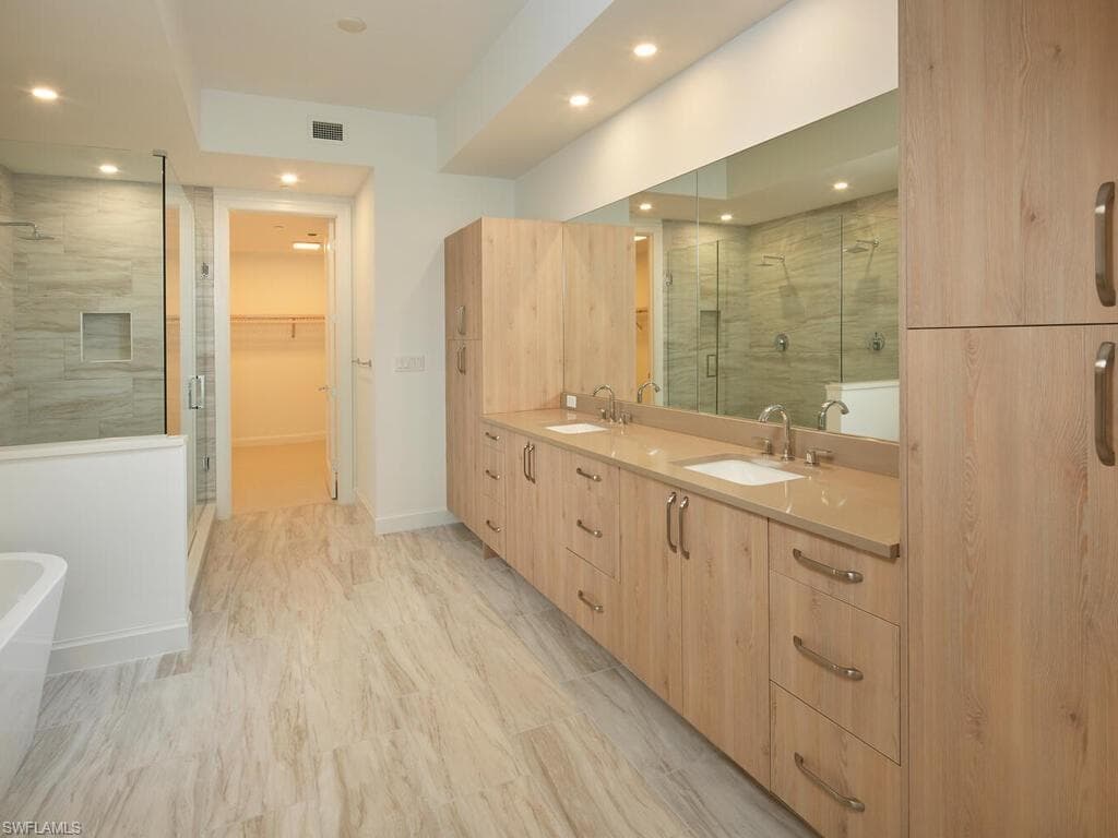 1125 Central Ave 267, Naples, FL 34102-9