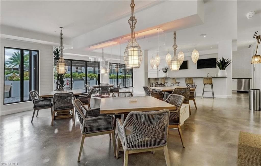 1125 Central Ave 267, Naples, FL 34102-26