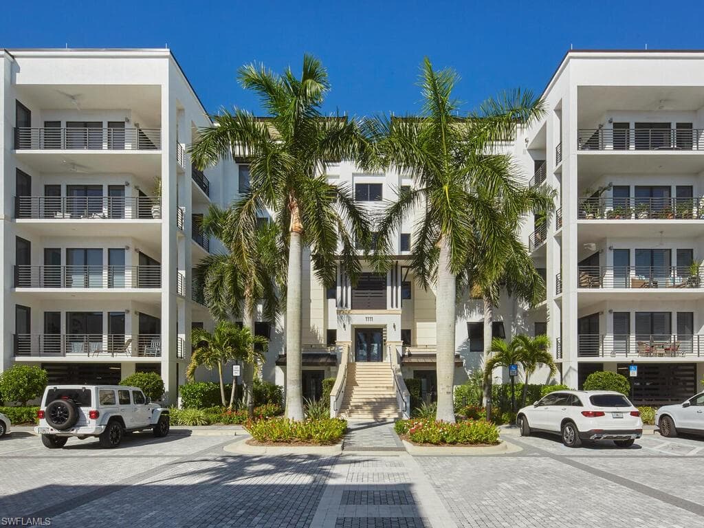 1125 Central Ave 267, Naples, FL 34102-3