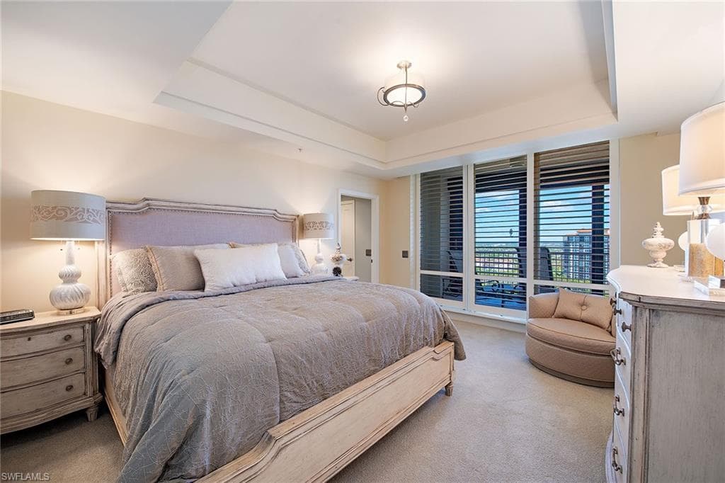 8665 Bay Colony Dr 2002, Naples, FL 34108-11