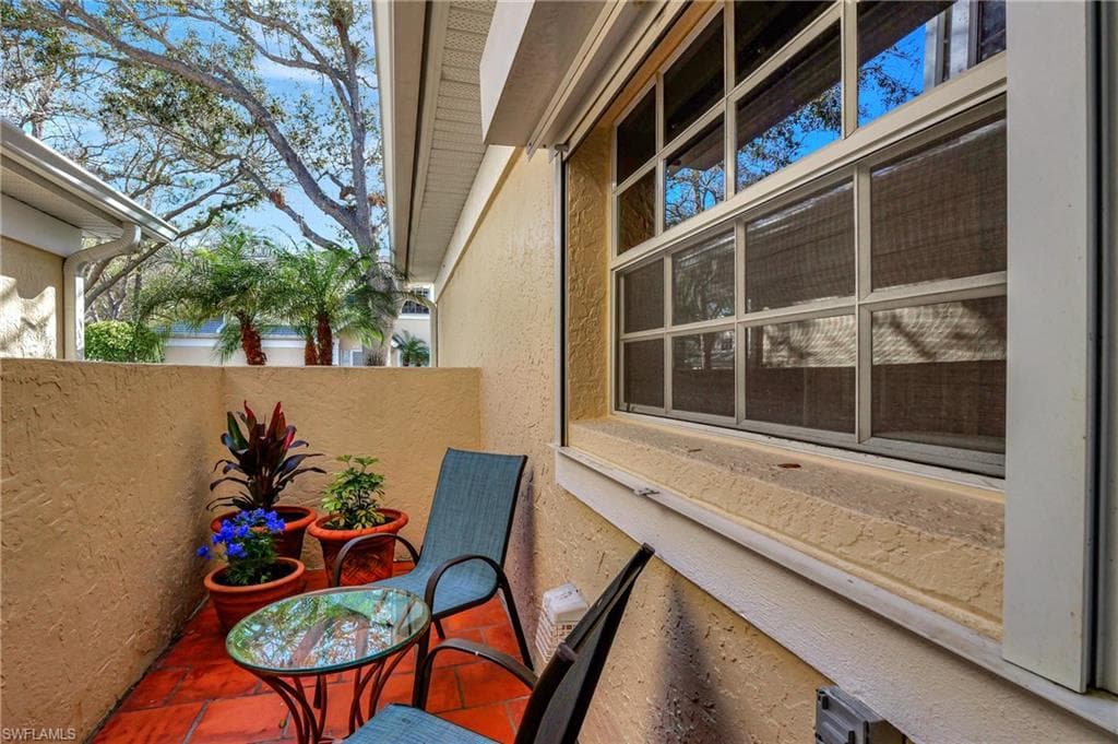 2819 Aintree Ln D102, Naples, FL 34112-22