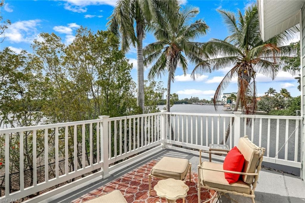 249 3rd St, Bonita Springs, FL 34134-7