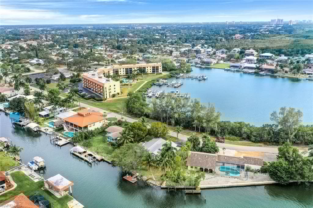 249 3rd St, Bonita Springs, FL 34134-8